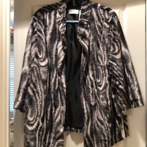 Ladies faux fur fully lined jacket